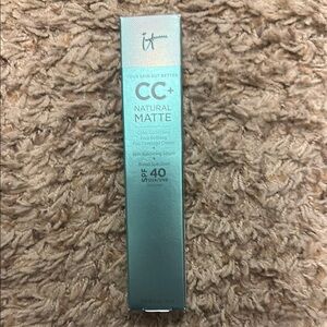 IT Cosmetics CC+ Natural Matte Cream